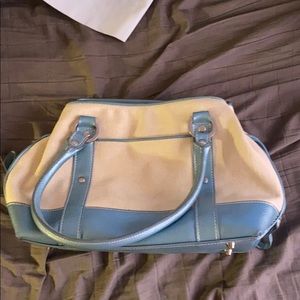 Stone Mountain women’s purse